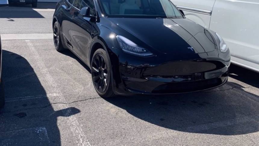 2020 Tesla Model Y 5YJYGDEE5LF027808