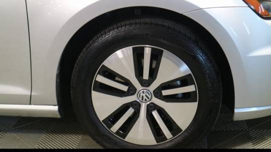 2016 Volkswagen e-Golf WVWKP7AU0GW911869