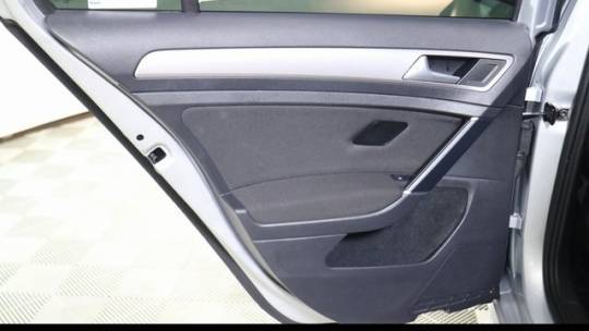 2016 Volkswagen e-Golf WVWKP7AU0GW911869