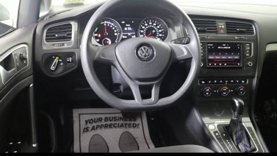 2016 Volkswagen e-Golf WVWKP7AU0GW911869