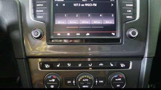 2016 Volkswagen e-Golf WVWKP7AU0GW911869