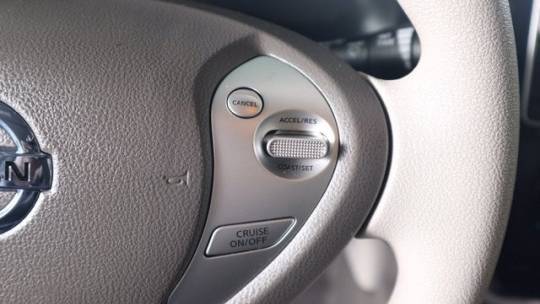 2011 Nissan LEAF JN1AZ0CP3BT000372