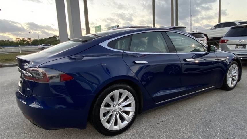 2016 Tesla Model S 5YJSA1E29GF153395
