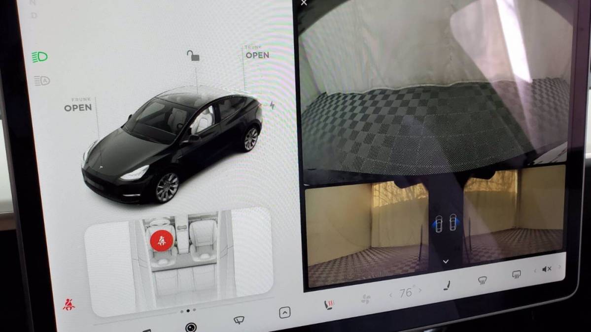 2020 Tesla Model Y 5YJYGDEE4LF040212