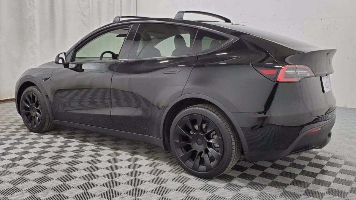 2020 Tesla Model Y 5YJYGDEE4LF040212