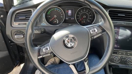 2017 Volkswagen e-Golf WVWKR7AU4HW950749