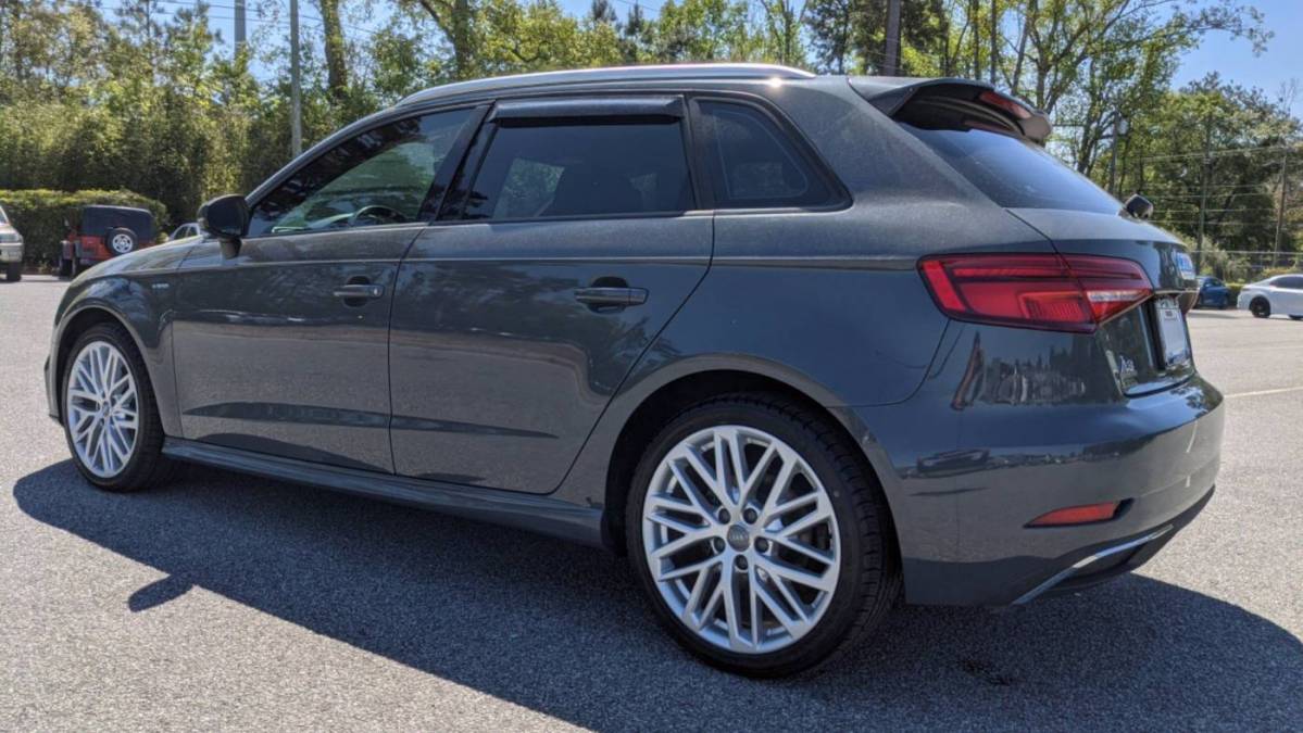 2018 Audi A3 Sportback e-tron WAUUPBFF5JA063883