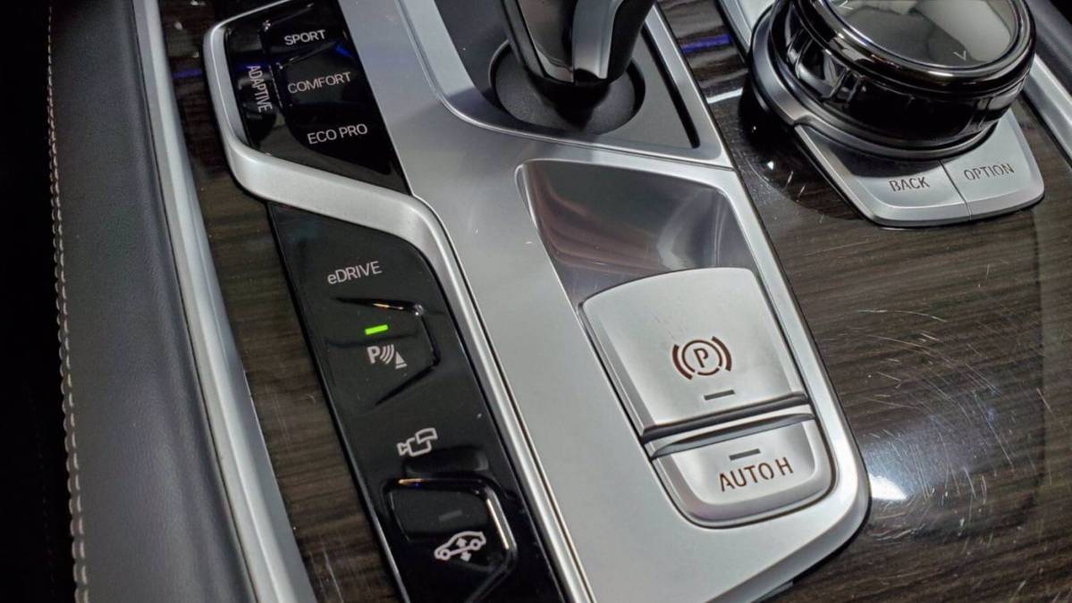 2019 BMW 7 Series WBA7J2C55KB246450