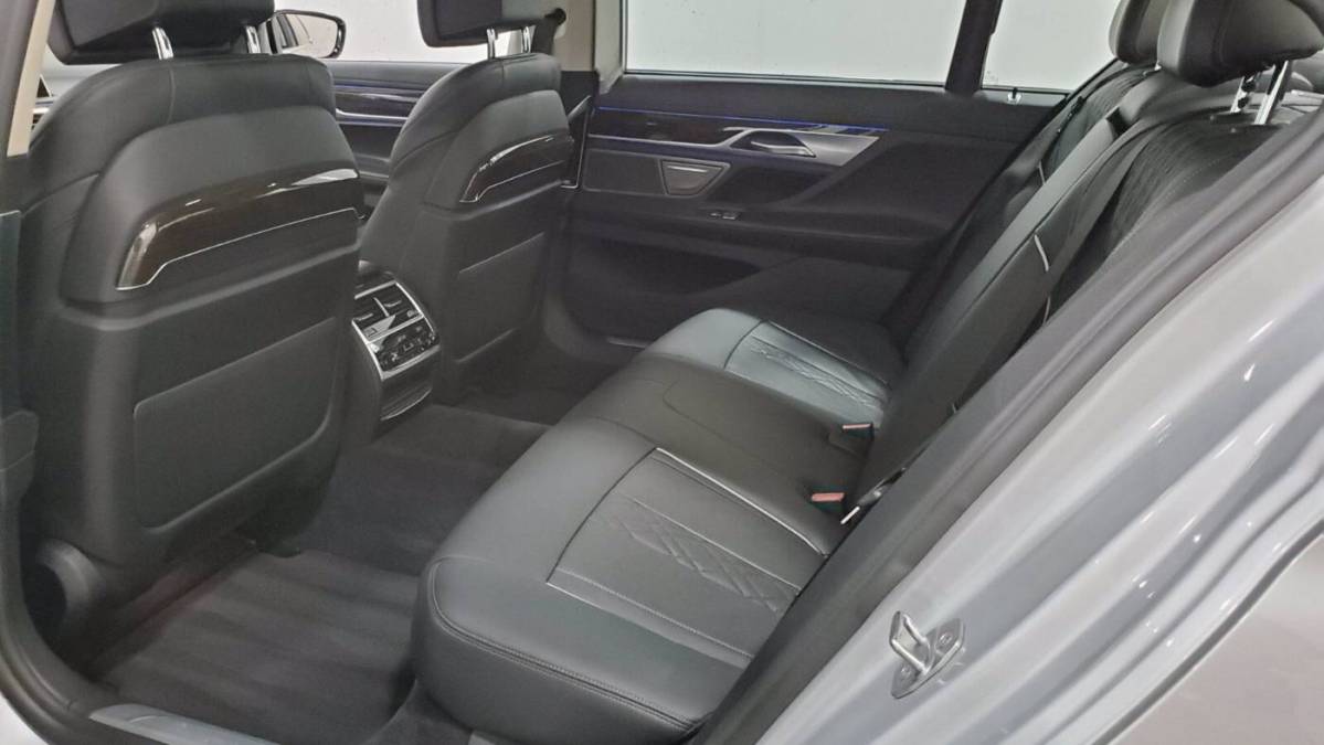 2019 BMW 7 Series WBA7J2C55KB246450