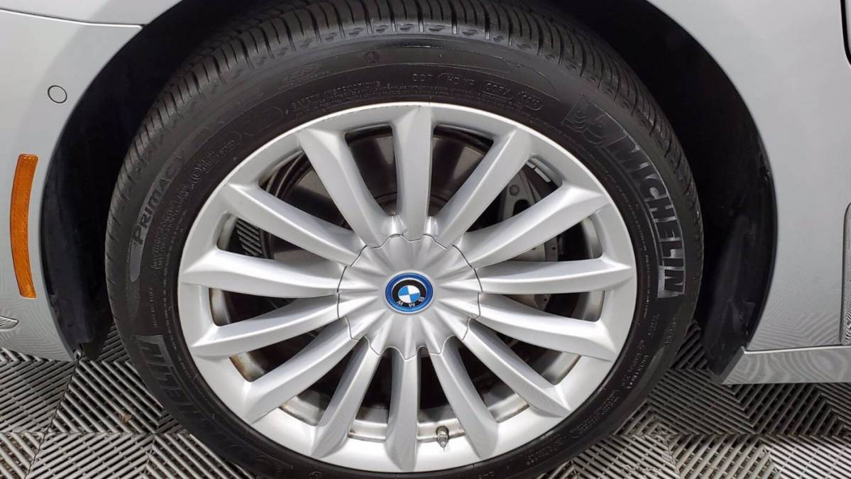 2019 BMW 7 Series WBA7J2C55KB246450