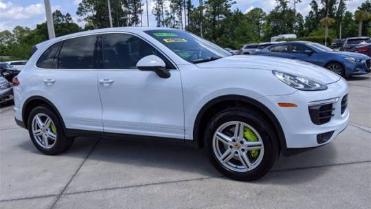 2016 Porsche Cayenne WP1AE2A29GLA62537