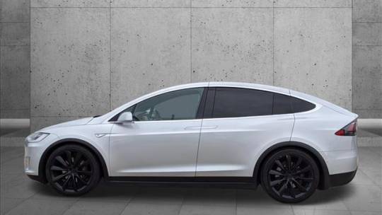2016 Tesla Model X 5YJXCBE29GF013398