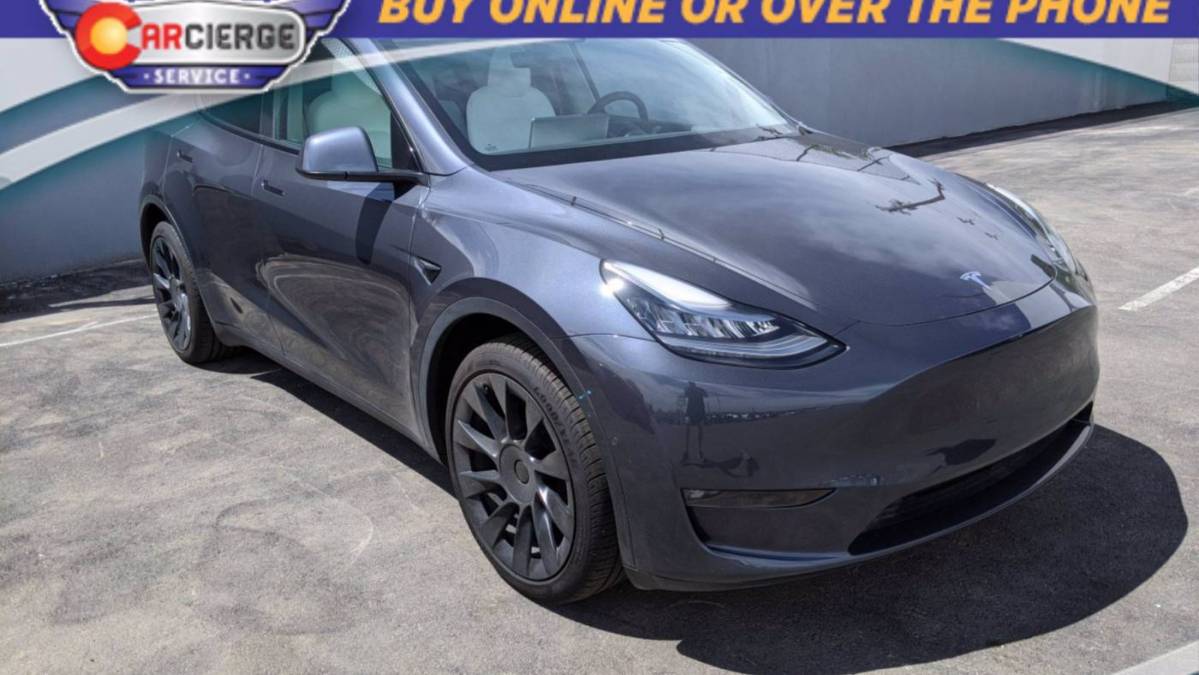 2021 Tesla Model Y 5YJYGDEE4MF112463