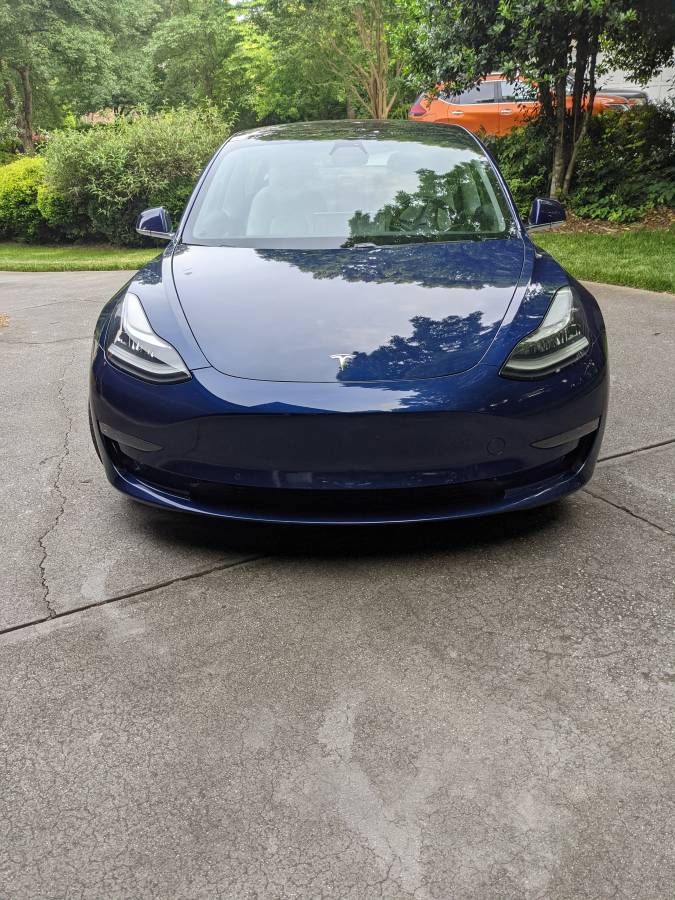 2018 Tesla Model 3 5YJ3E1EB7JF086084