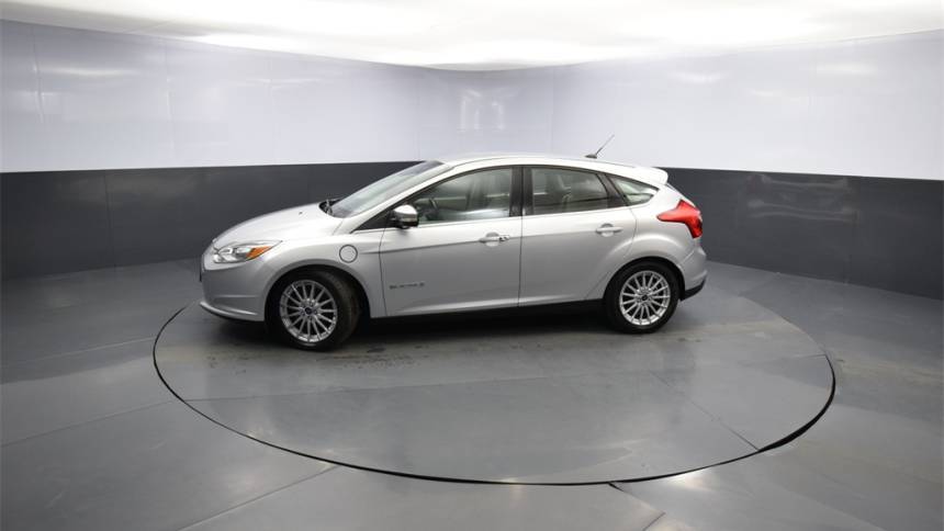 2012 Ford Focus 1FAHP3R42CL411527