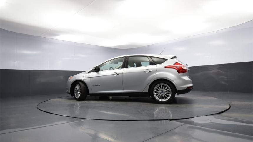 2012 Ford Focus 1FAHP3R42CL411527