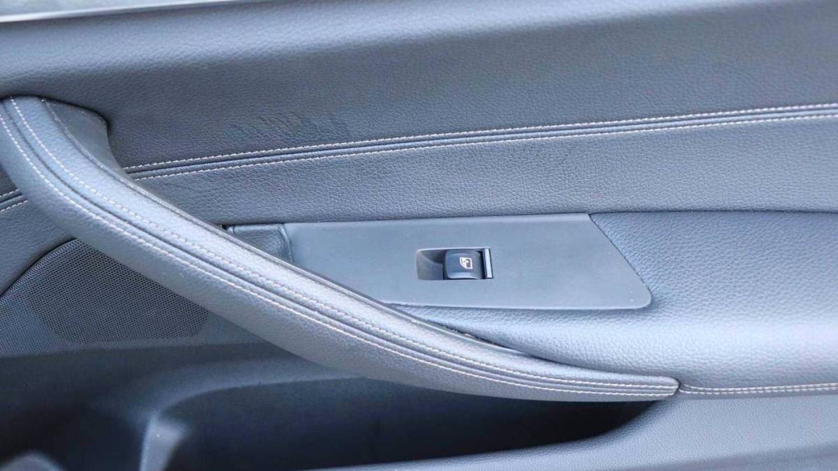 2018 BMW 5 Series WBAJA9C54JB249952