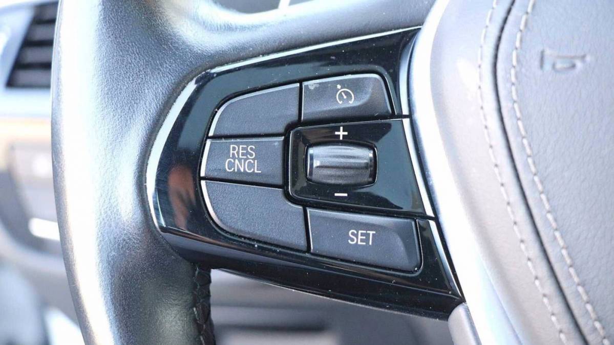 2018 BMW 5 Series WBAJA9C54JB249952