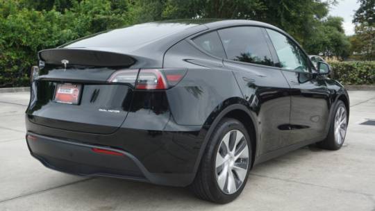 2020 Tesla Model Y 5YJYGDEE2LF029838