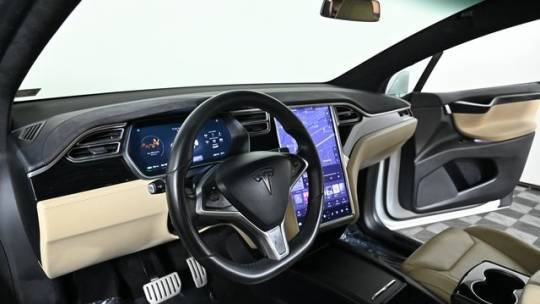 2016 Tesla Model X 5YJXCBE45GF000357