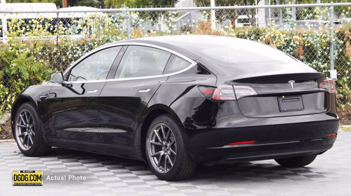 2019 Tesla Model 3 5YJ3E1EA9KF297733