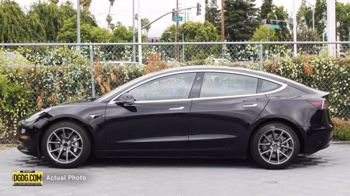 2019 Tesla Model 3 5YJ3E1EA9KF297733