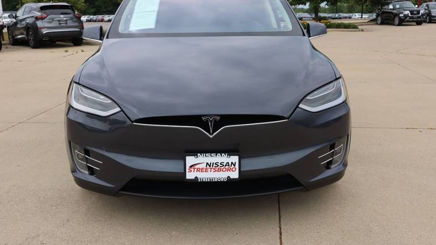 2016 Tesla Model X 5YJXCAE42GF001072