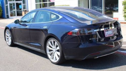 2014 Tesla Model S 5YJSA1H11EFP60813