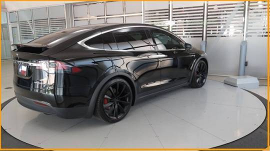 2021 Tesla Model X 5YJXCBE4XMF323007