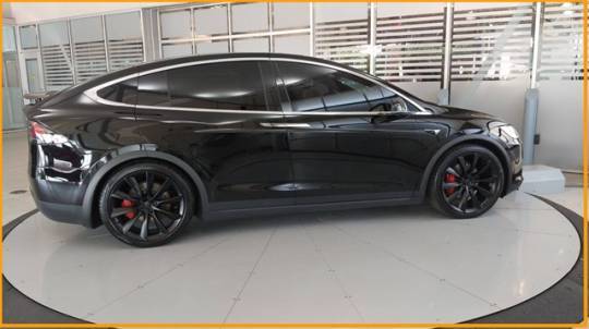 2021 Tesla Model X 5YJXCBE4XMF323007