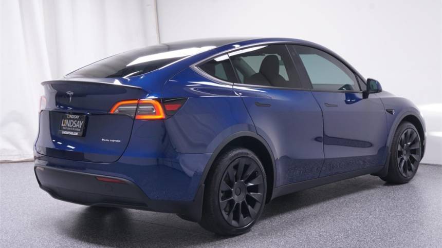 2021 Tesla Model Y 5YJYGDEE7MF123862