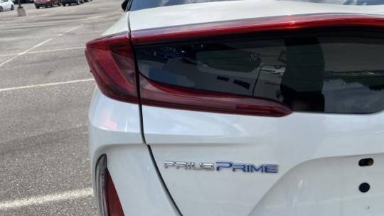 2017 Toyota Prius Prime JTDKARFP8H3000983
