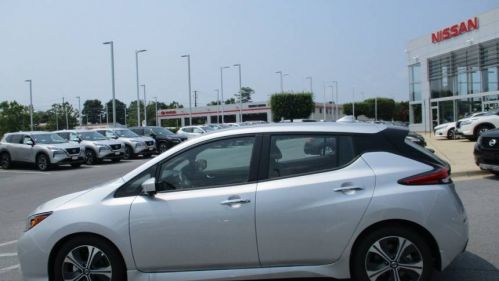 2021 Nissan LEAF 1N4AZ1CVXMC555684