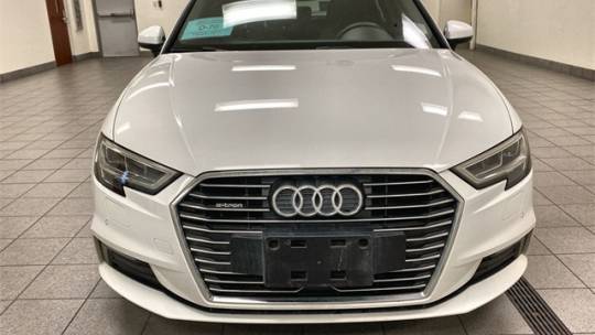 2018 Audi A3 Sportback e-tron WAUTPBFF1JA057137