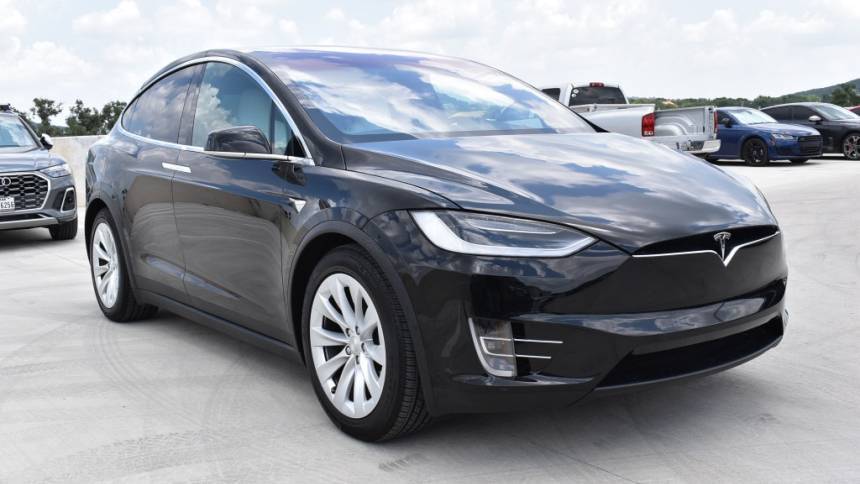 2019 Tesla Model X 5YJXCDE27KF147248