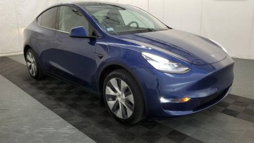 2020 Tesla Model Y 5YJYGDEE9LF006122