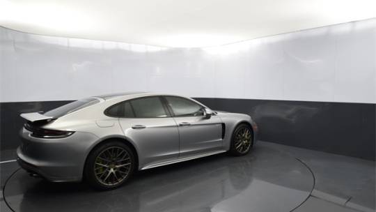 2018 Porsche Panamera WP0AE2A7XJL130879