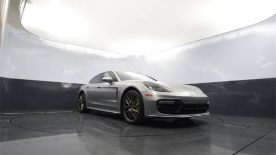 2018 Porsche Panamera WP0AE2A7XJL130879