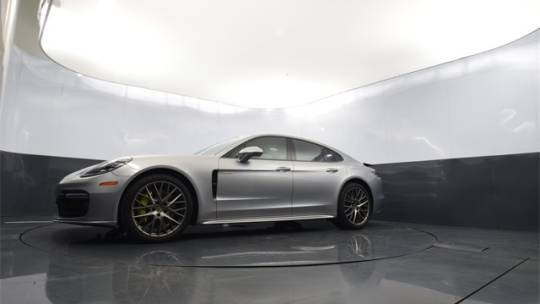 2018 Porsche Panamera WP0AE2A7XJL130879