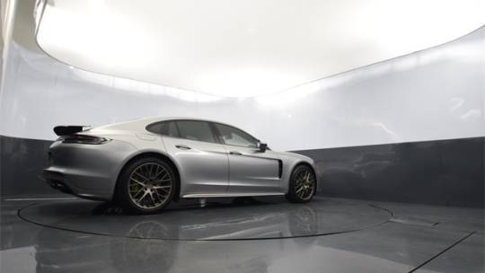 2018 Porsche Panamera WP0AE2A7XJL130879