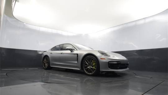 2018 Porsche Panamera WP0AE2A7XJL130879