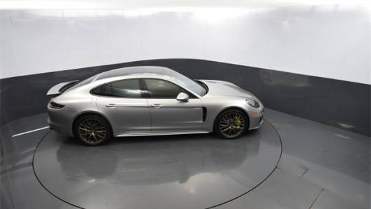 2018 Porsche Panamera WP0AE2A7XJL130879