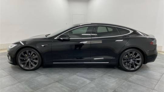 2019 Tesla Model S 5YJSA1E27KF305781