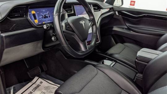 2018 Tesla Model X 5YJXCDE24JF113458