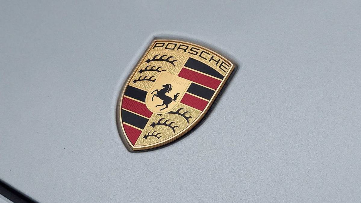 2019 Porsche Panamera WP0AH2A74KL147315