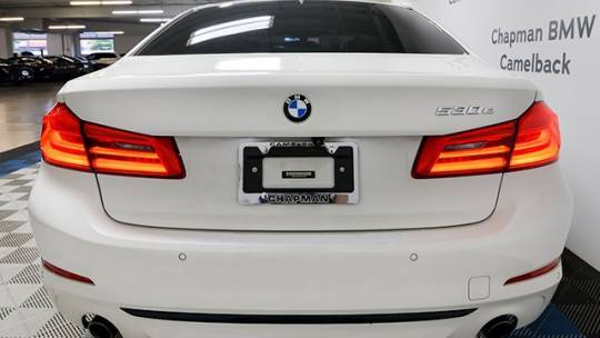 2018 BMW 5 Series WBAJA9C52JB251358