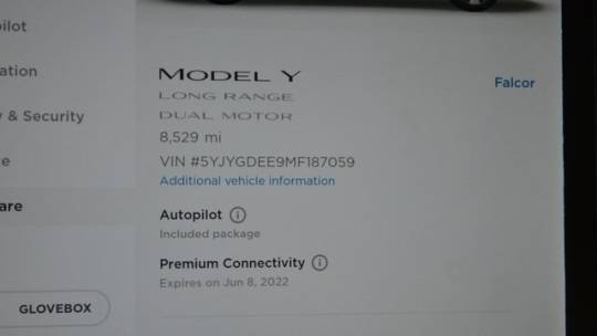 2021 Tesla Model Y 5YJYGDEE9MF187059