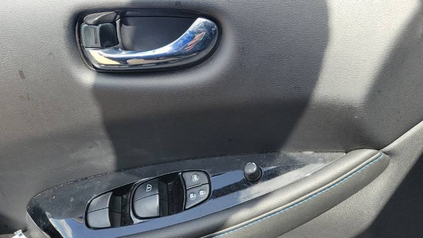 2018 Nissan LEAF 1N4AZ1CP5JC304164