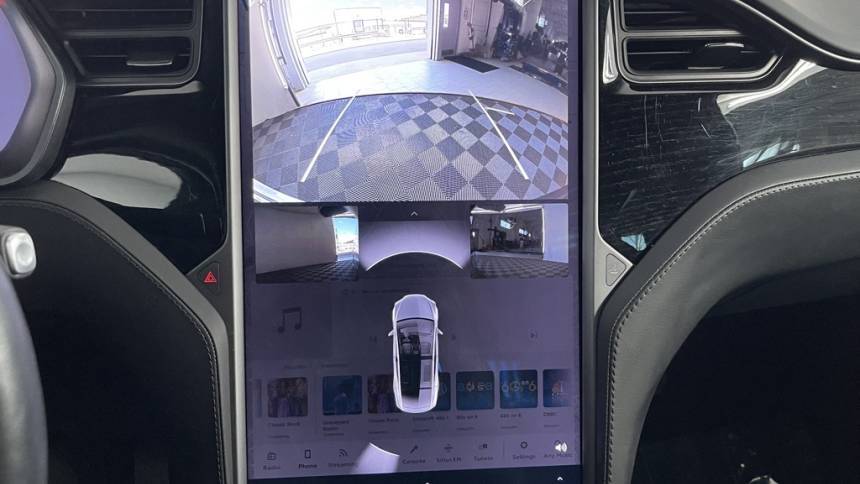 2018 Tesla Model X 5YJXCDE2XJF128580