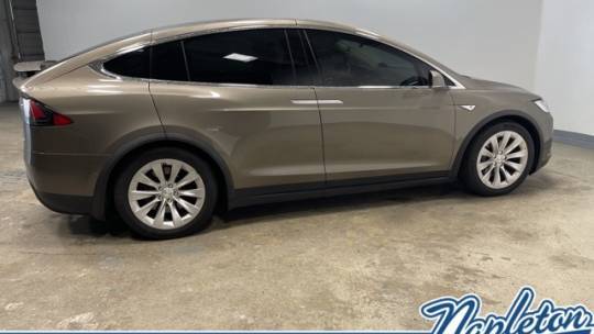 2016 Tesla Model X 5YJXCAE22GF001507